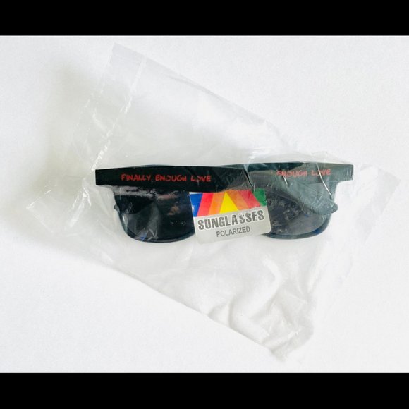 MADONNA Finally Enough Love PRIDE CONCERT PROMO Sunglasses Bracelets Lipstick + - Picture 3 of 15